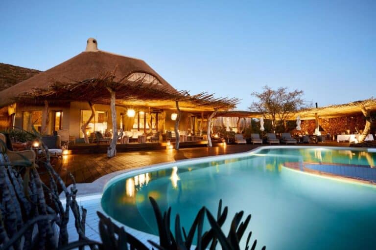 Hotels Near Kalahari