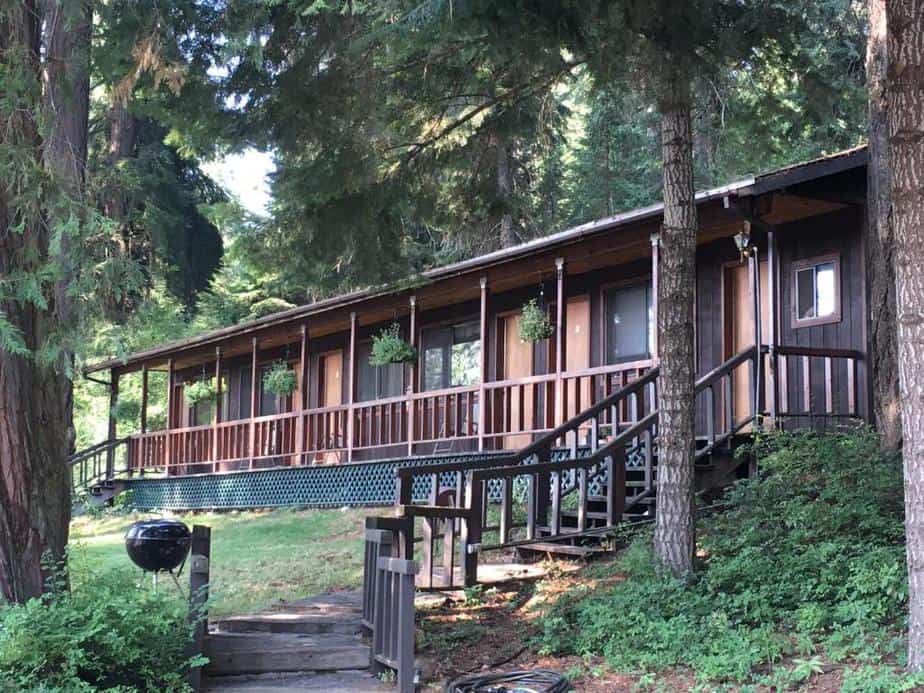 Hotels Near Crater Lake