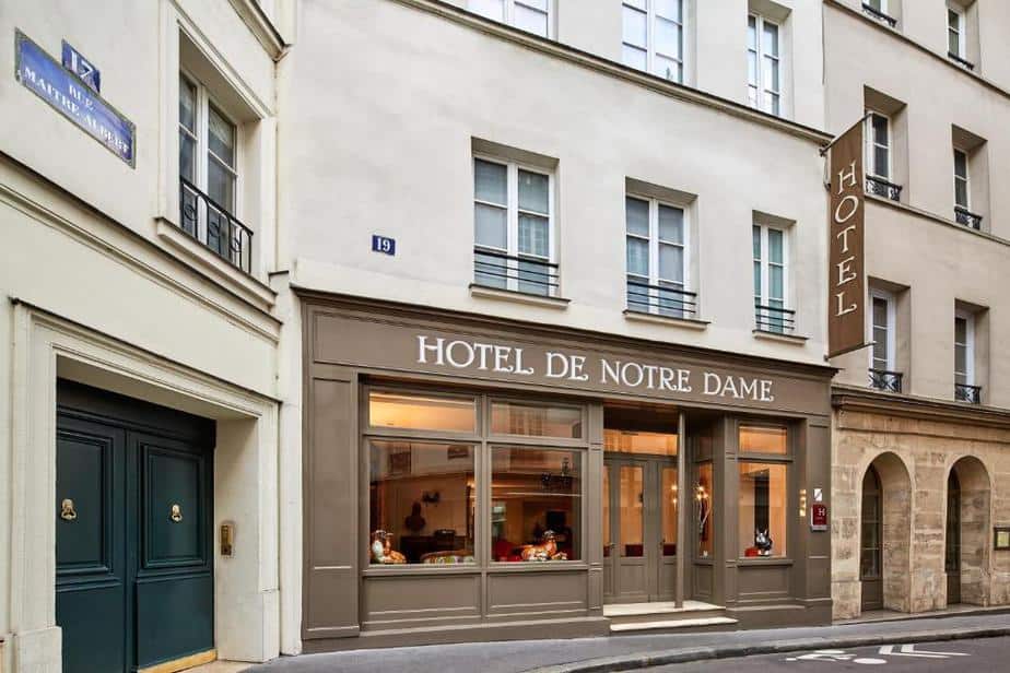 Hotels Near Notre Dame