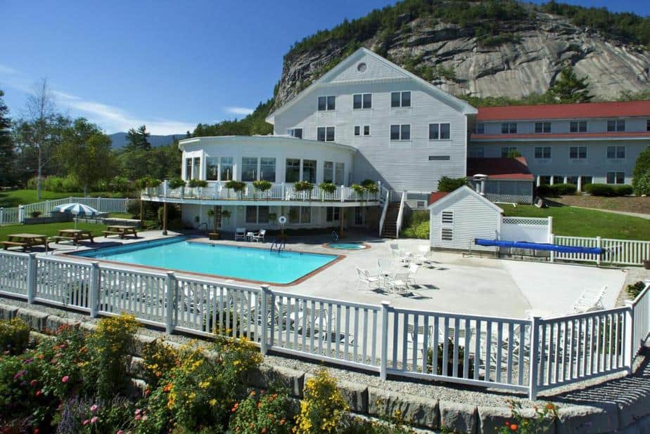 Hotels Near White Mountains NH